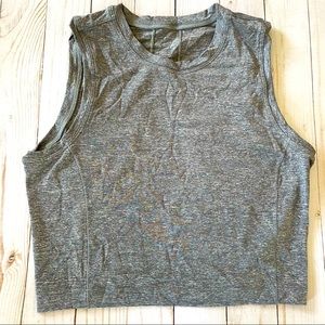 Lululemon crop top